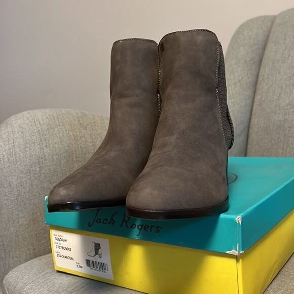 Jack Rogers Women's Deborah Charcoal Ankle Boot size 9.5 - Picture 4 of 7